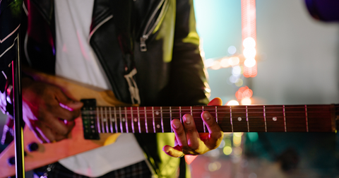 De 5 gitaaraccessoires onder de 30€ die elke gitarist zou moeten hebben