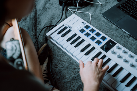 Arturia MiniLab 37: de compacte MIDI-controller krijgt 37 toetsen