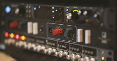 Top 4 van de beste DBX-processors voor geluidsversterking