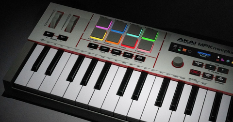 Akai onthult de MPK Mini Plus II, zijn vernieuwde 37-toetsen masterkeyboard