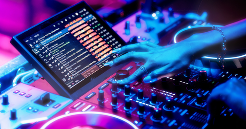 Denon DJ Prime 4 G2: het nieuwe standalone 4-kanaals dj-systeem