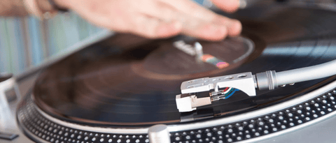Top 5 draagbare platenspelers: mobiliteit en creativiteit