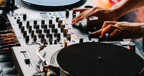 Reloop RP-5000 MK4: de direct-drive draaitafel voor de club