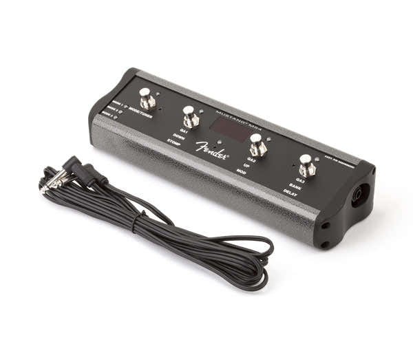 4-BUTTON FOOTSWITCH: PRESET UP DOWN QUICK ACCESS EFFECTS ON/OFF OR TAP TEMPO WITH 1/4" JACK