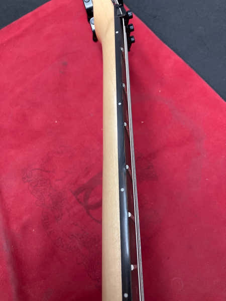 Ltd Kh-202 Zwart - B-stock