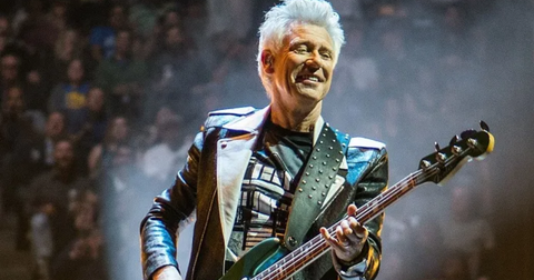Adam Clayton: anatomie van een legendarische basgitaarstijl