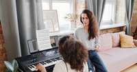 Piano voor beginners: 9 must-have modellen voor het nieuwe schooljaar