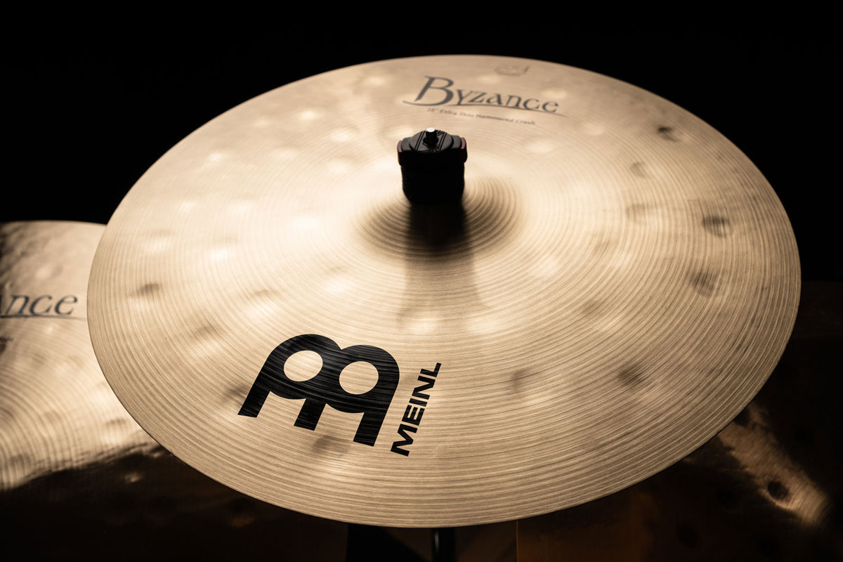 B16ETHC - Traditionele extra dunne gehamerde Crash Byzance 16"