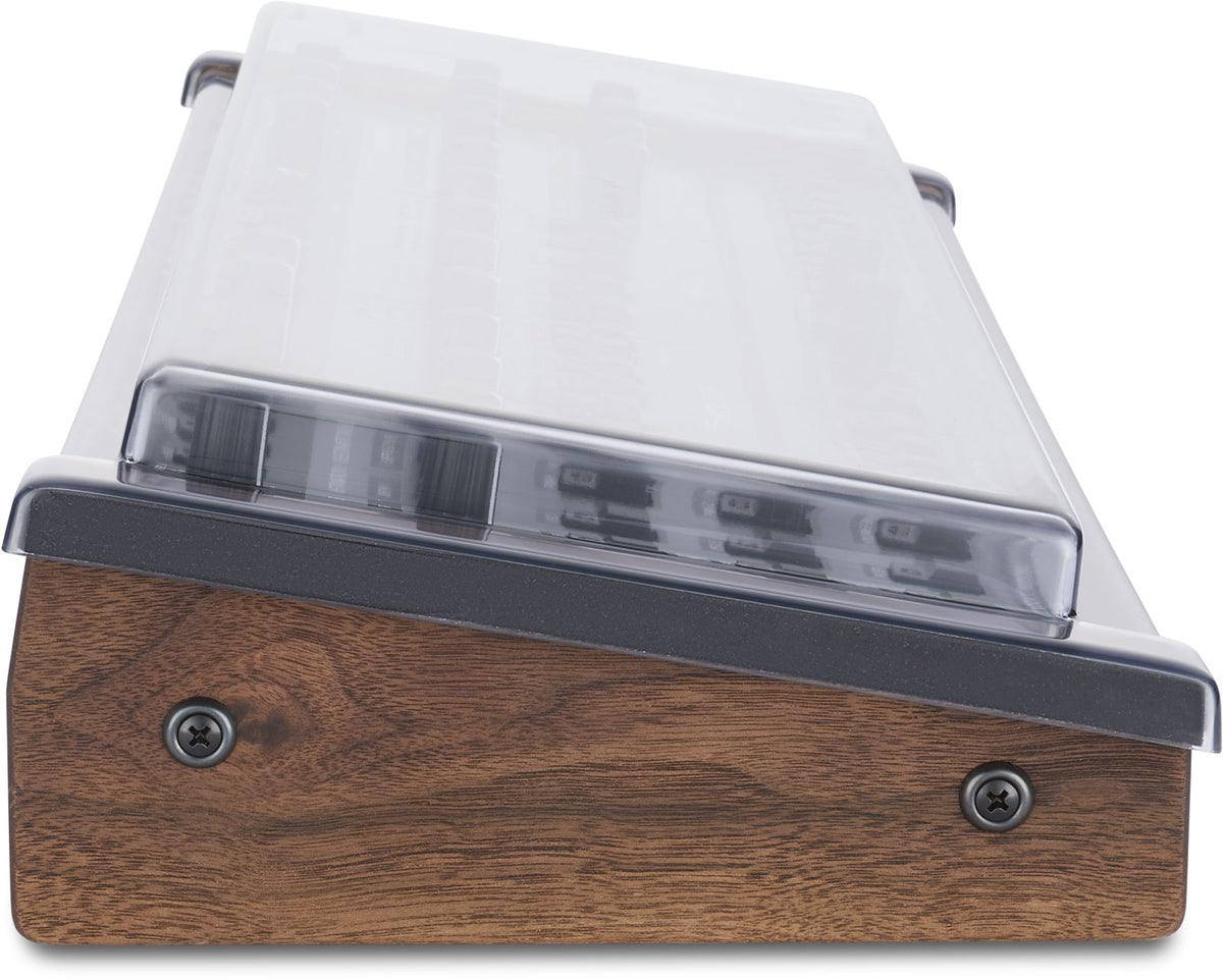 Oberheim OB-X8 Desktopcover