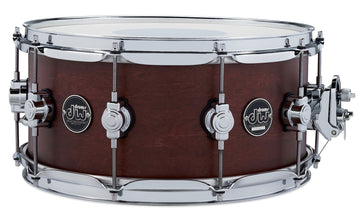 SNARE DRUM PERFORMANCE FINISH PLY / SATIN OIL TOBACCO
