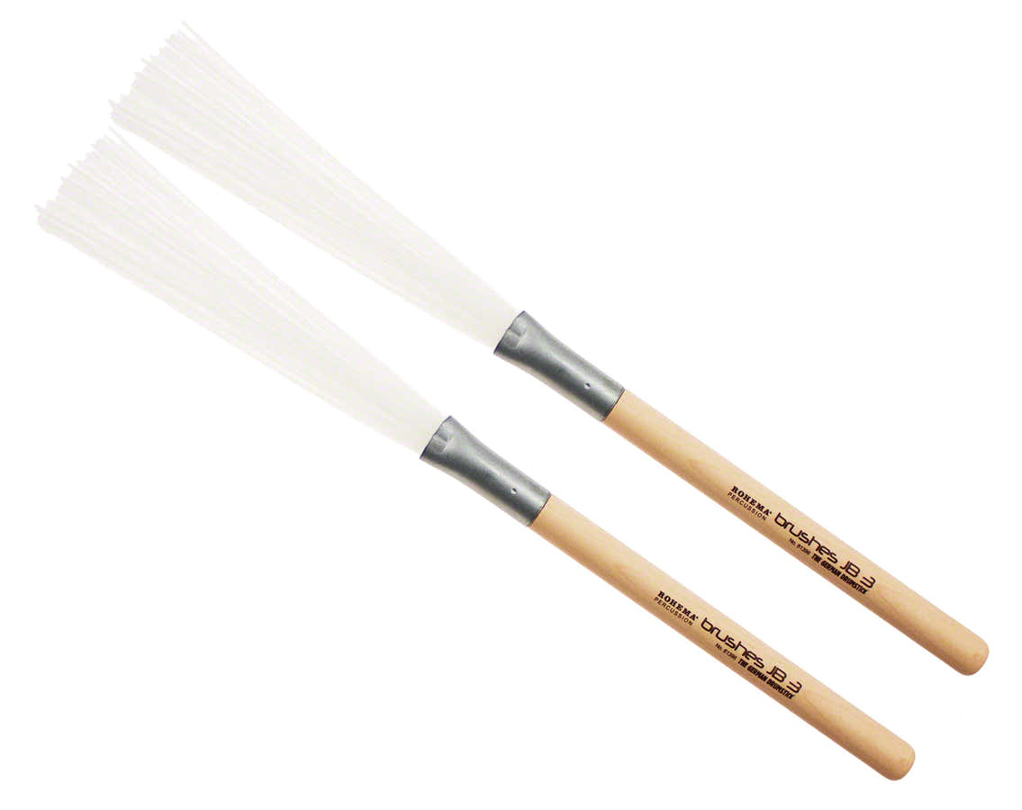 JB3 NYLON BRUSHES - WOODEN HANDLE