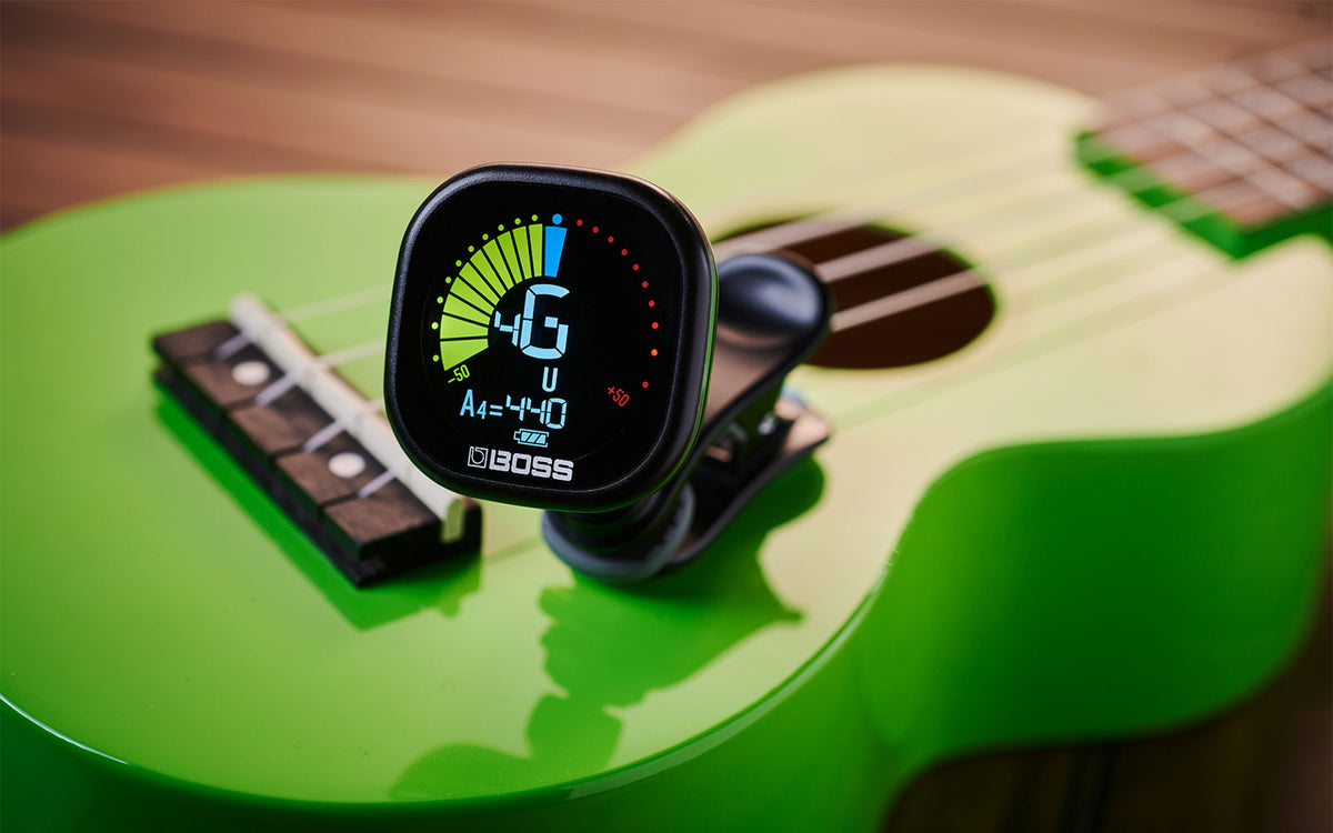 TU-05 PREMIUM QUALITY CLIP ON TUNER WITH FULL COLOUR DISPLAY MULTIPLE TUNING MODES AND RECHARGEABL