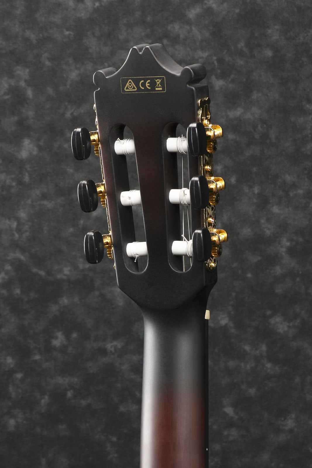 GA35TCE-DVS Donkere viool-sunburst