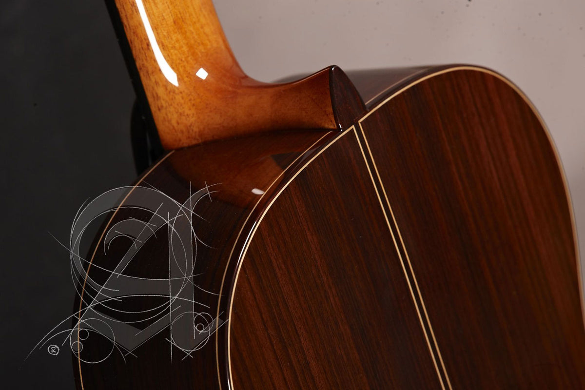 Professional Luthier Linea Profesional + 9650 Bam Iconic Case
