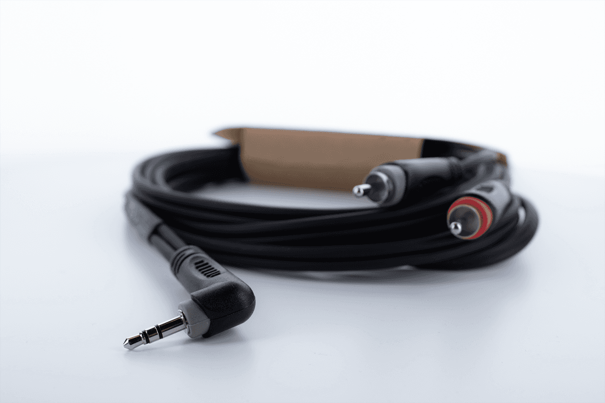 Y-kabel Haakse Stereo-mini-jack / 2 RCA 1,5 M
