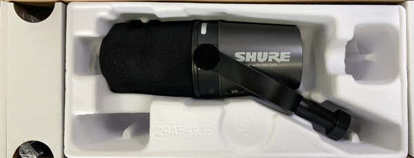 Shure MV7i - B-stock
