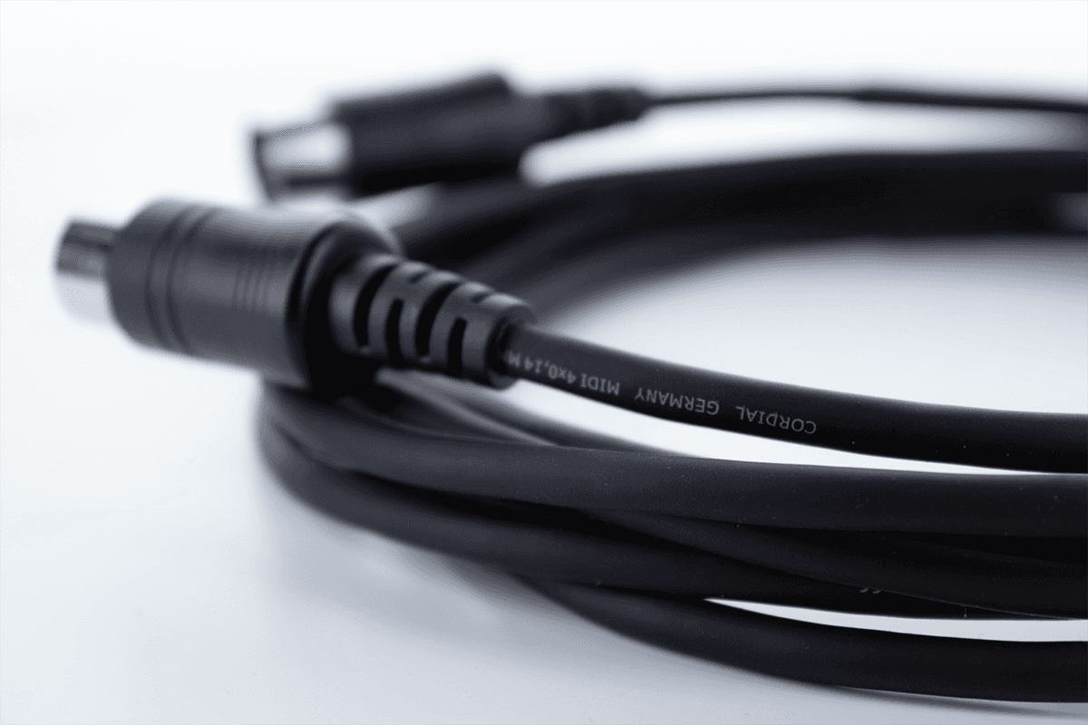 MIDI-kabel 1 M