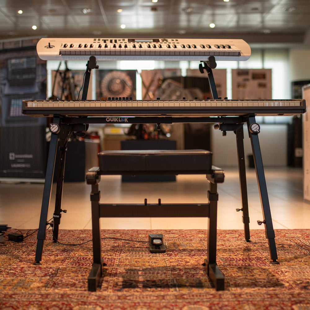 WS421 Keyboardstandaard Zwart