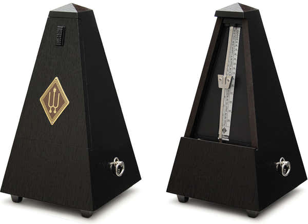 Wittner METRONOME PYRAMIDAL OAK MATT BLACK 809