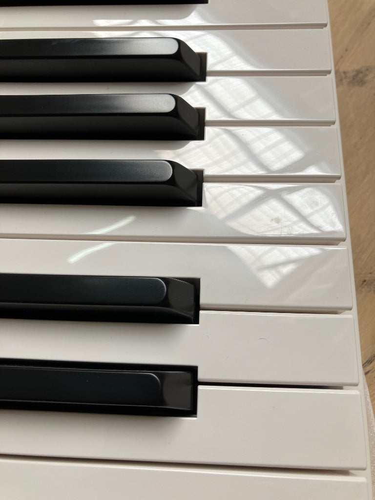 LP-180 WH - B Stock