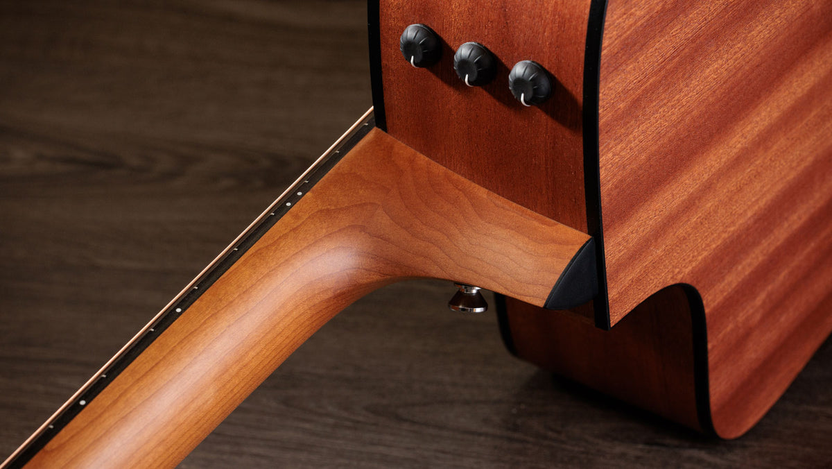 110ce Dreadnought Naturel