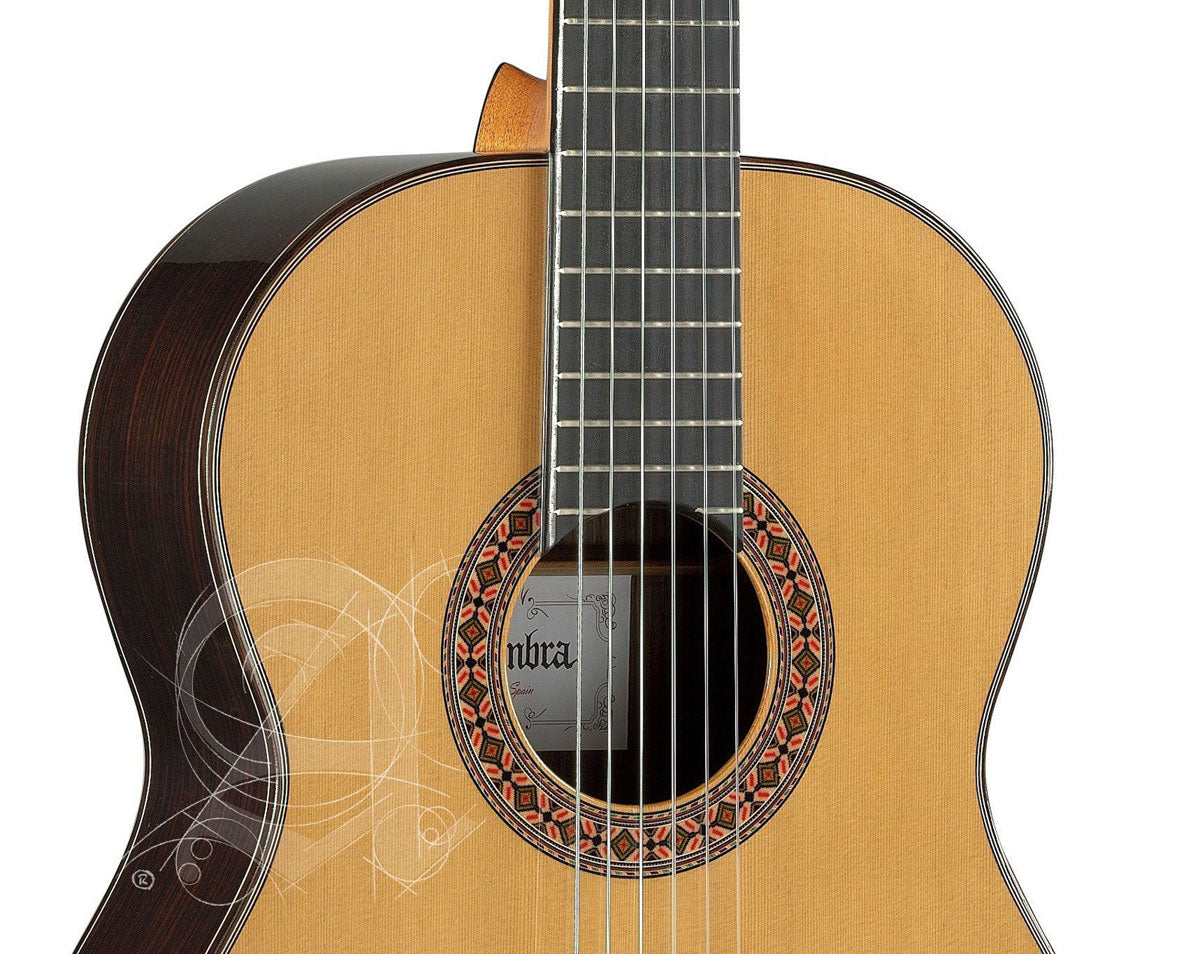 Concert 8P + 9557 Case
