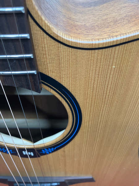 Lâg HyVibe 1 Serie 1 Dreadnought Ctw - B-Stock