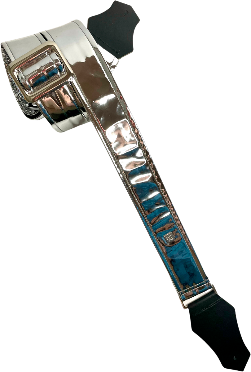 Spiegelend zilver