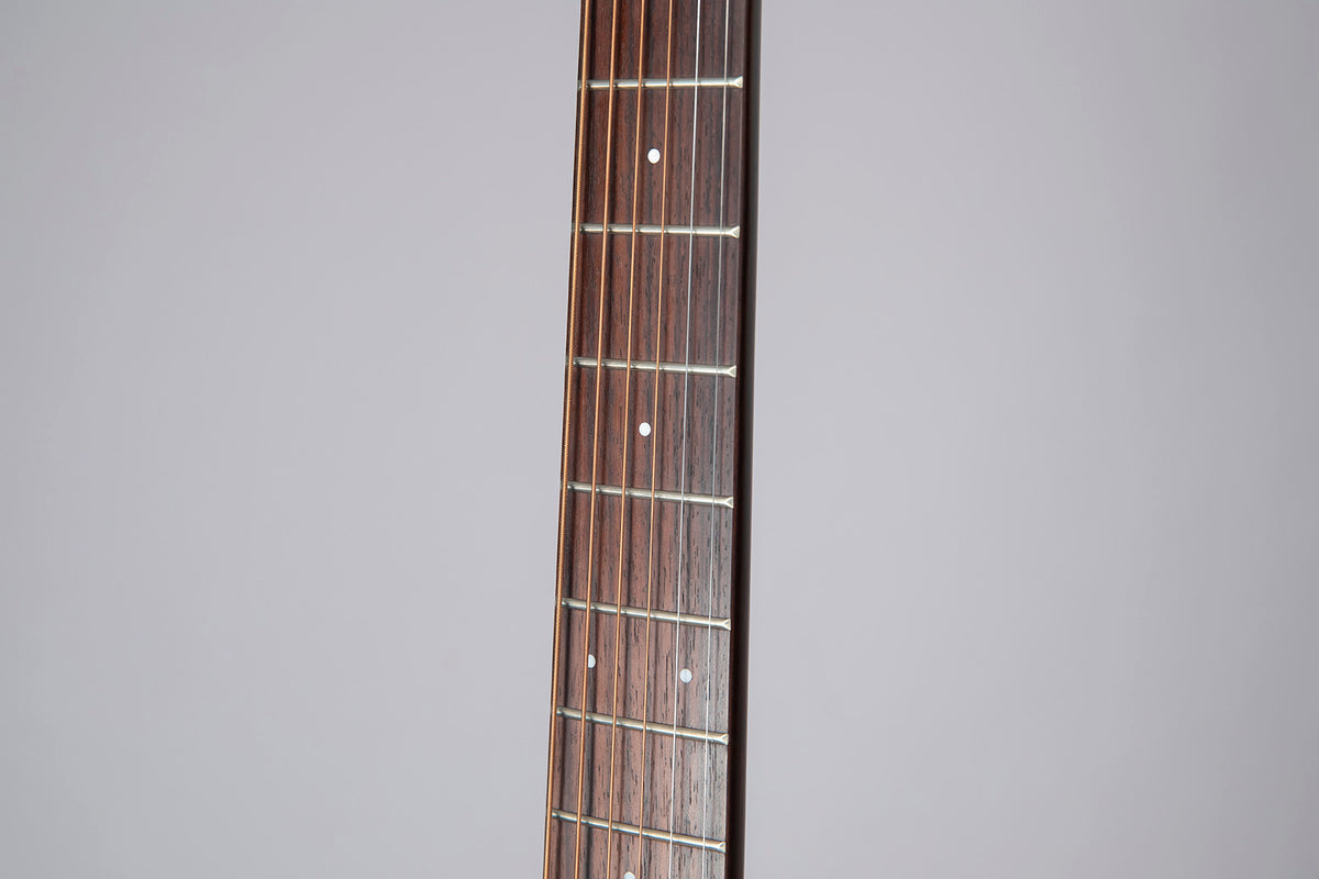 GD21CE Dreadnought Satijn Melasse