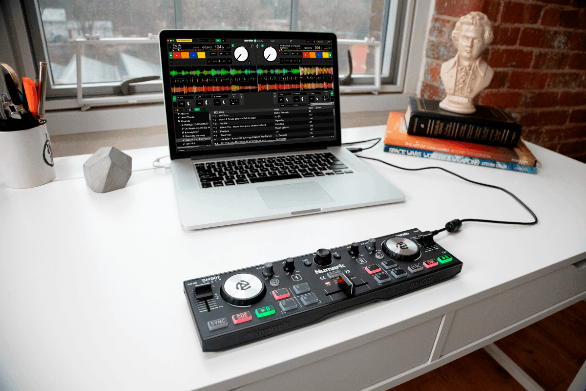DNU DJ2GO2TOUCH