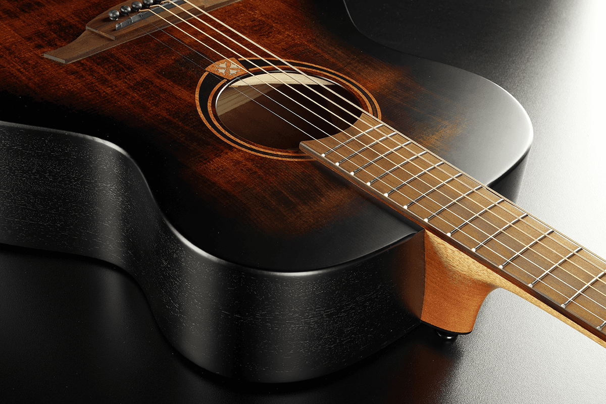 Tramontane T70A-B&B Auditorium Zwart & Bruin
