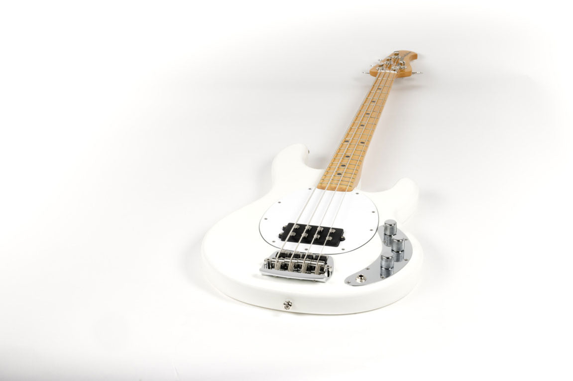 Retro '70S Stingray Bass - White - Ml