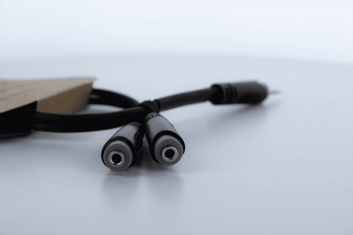 Y-Kabel Stereo-Mini-jack/2 Stereo-Mini-jackbussen 30 CM