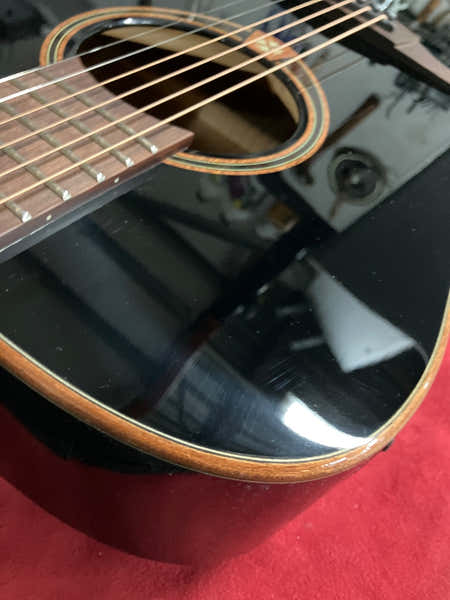 Tramontane T118DCE-BLK Dreadnought Cutaway Elektro Zwart - B-stock