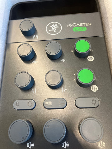 M Caster Live - B Stock
