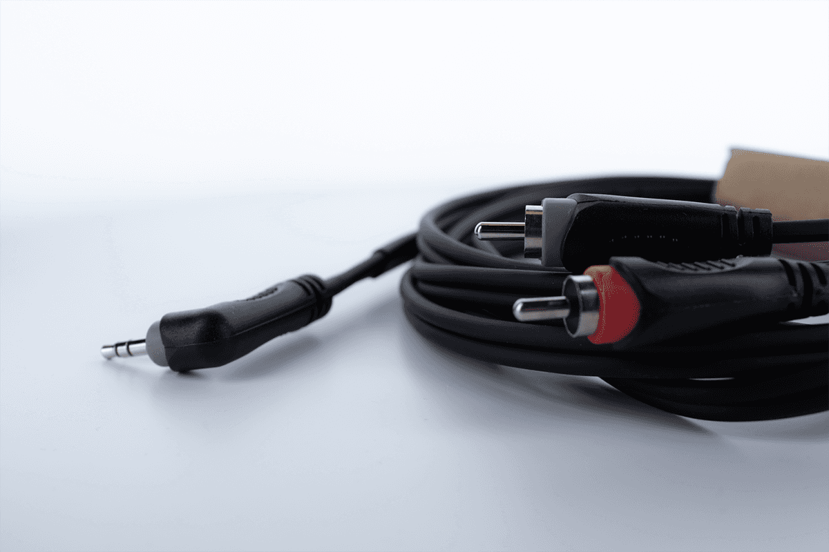 Y-kabel Haakse Stereo-mini-jack / 2 RCA 1,5 M