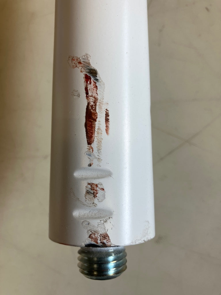 24624 LIGHTING STAND - B Stock
