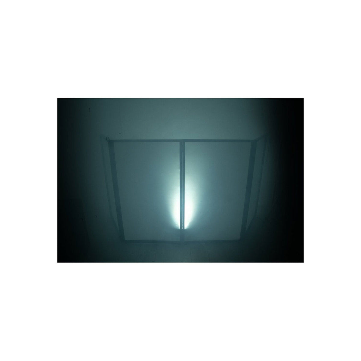 FACADE-DJ-stand