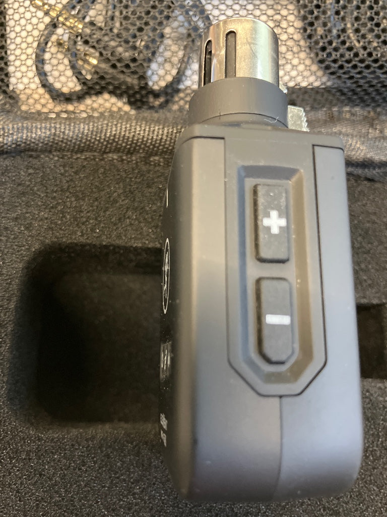 ELEMENT WAVE XLR - WIRELESS XLR SYSTEM - B Stock