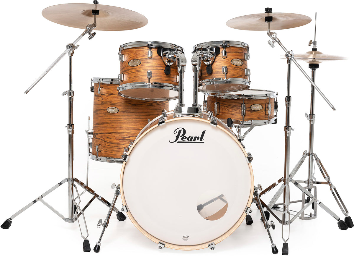 Decade Maple Artisan Rock 22" Satin Caramel Veil
