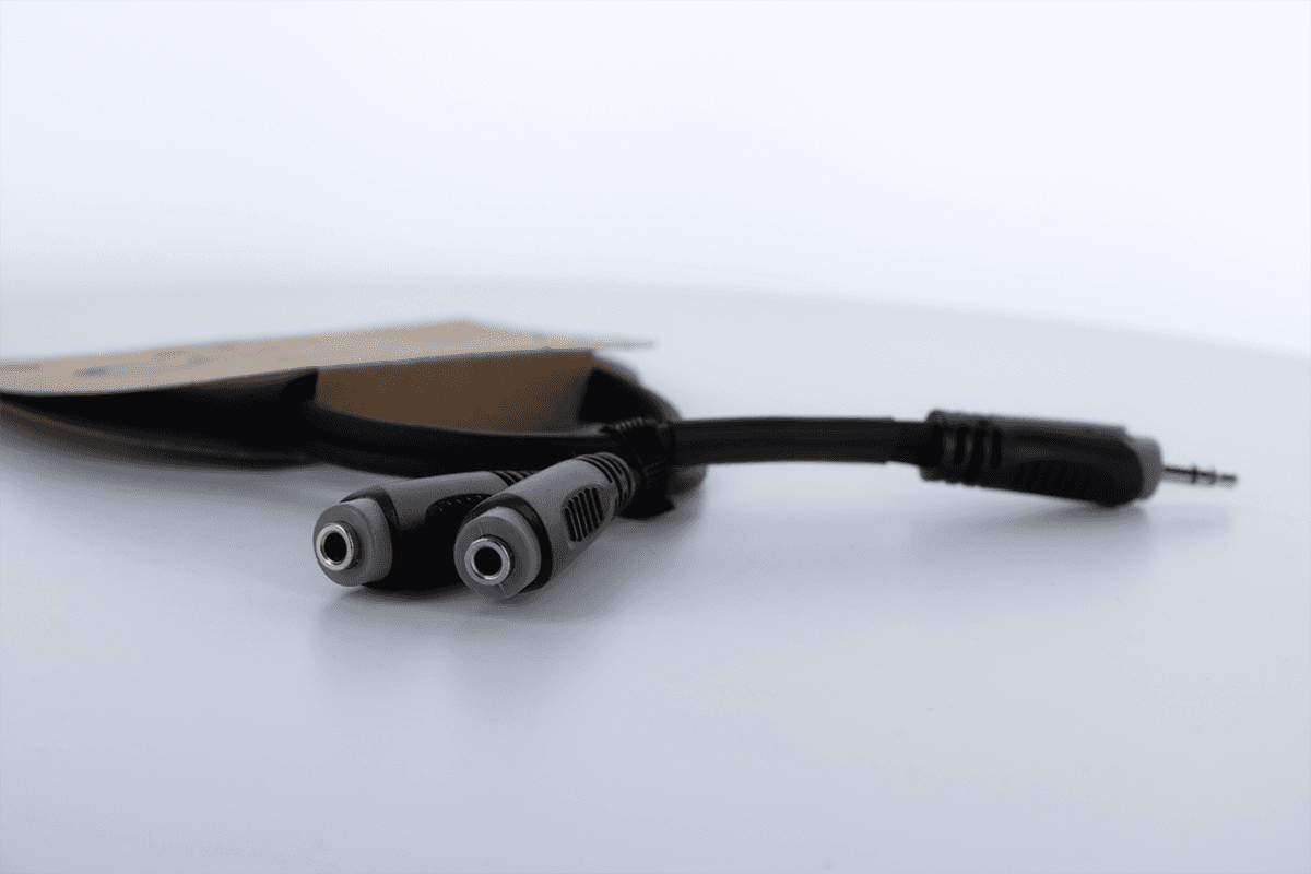 Y-Kabel Stereo-Mini-jack/2 Stereo-Mini-jackbussen 30 CM