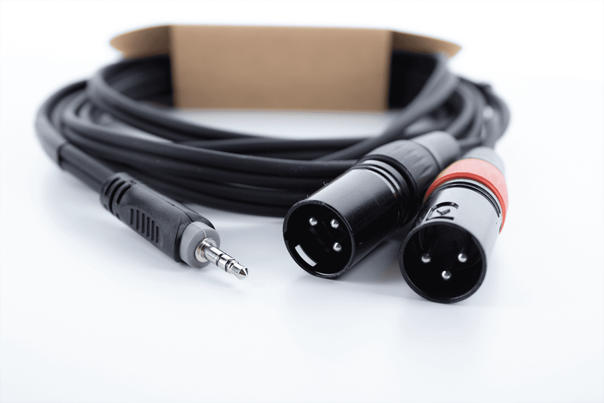 Y-Kabel Stereo-Mini-jack / 2 XLR-Stekkers 1 M