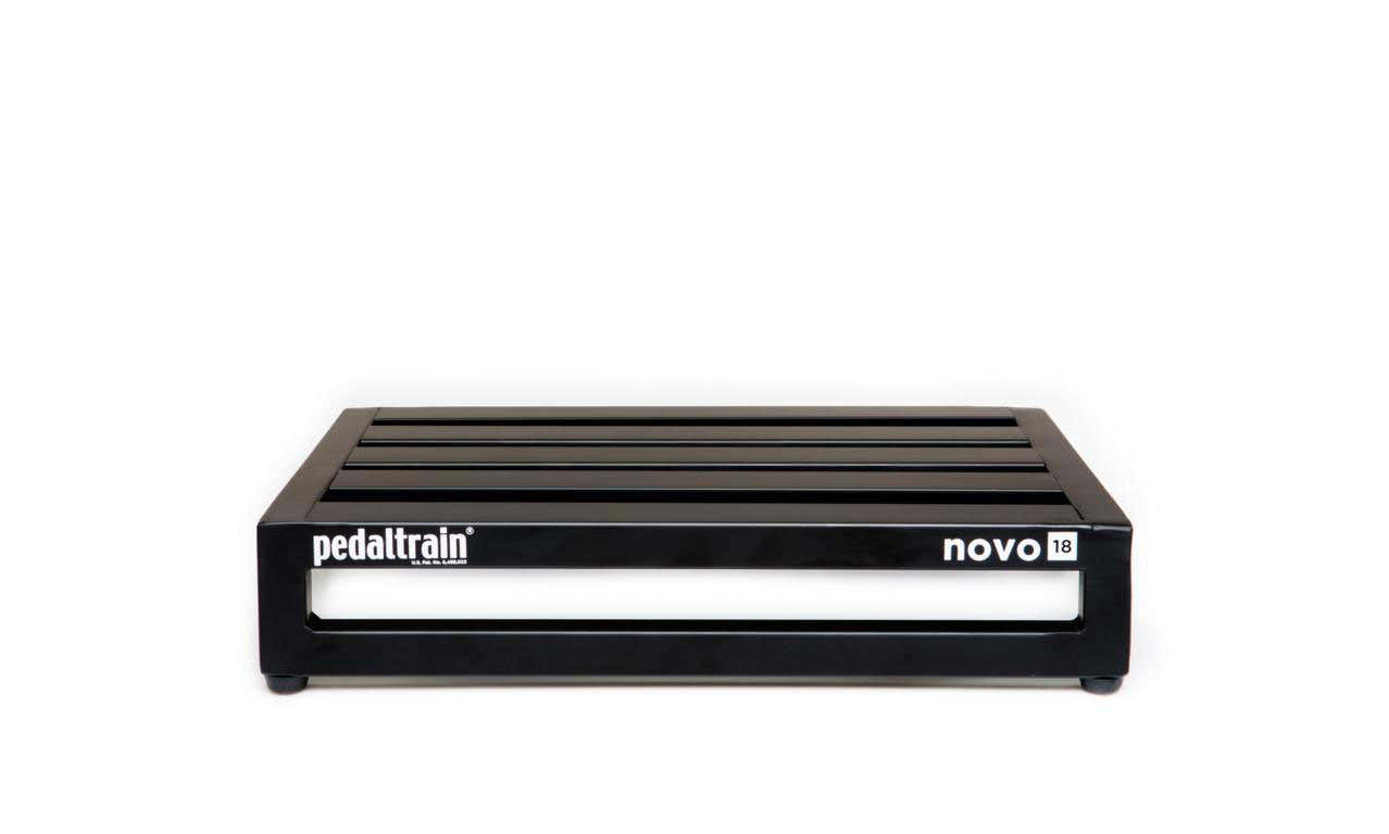 NOVO 18 PEDALBOARD WITH TOUR CASE