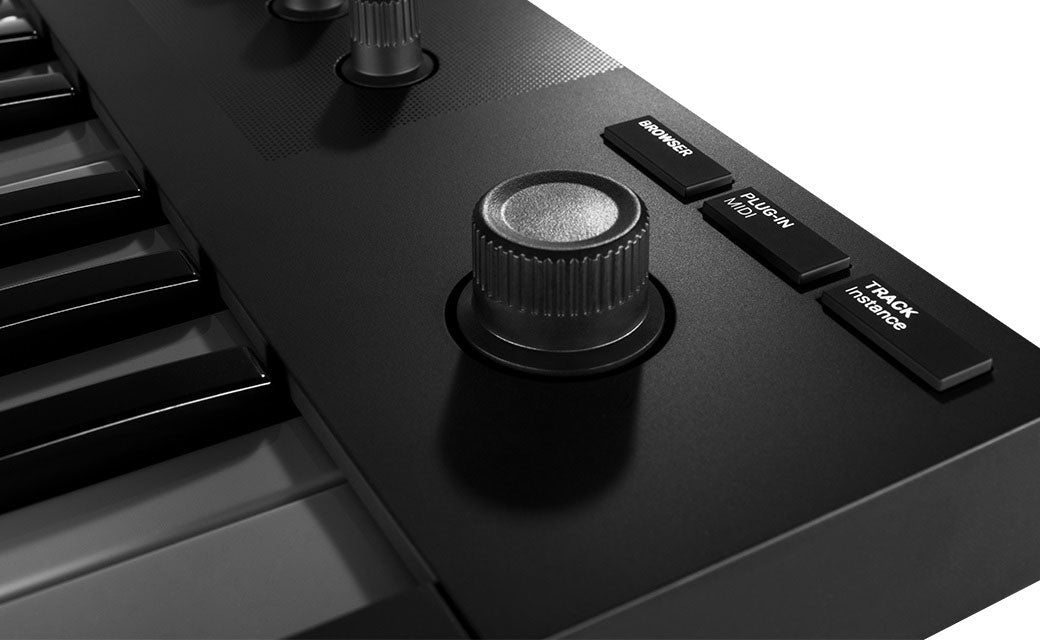 Komplete Kontrol M32