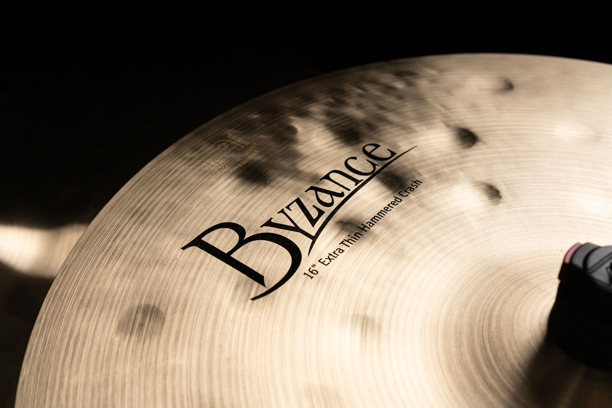 B16ETHC - Traditionele extra dunne gehamerde Crash Byzance 16"