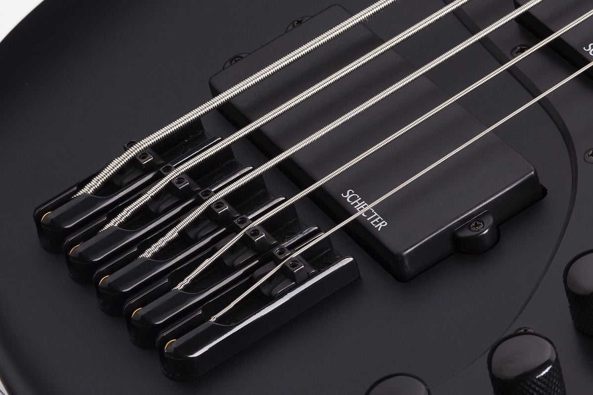 Stiletto 5 Stealth Satijn Zwart