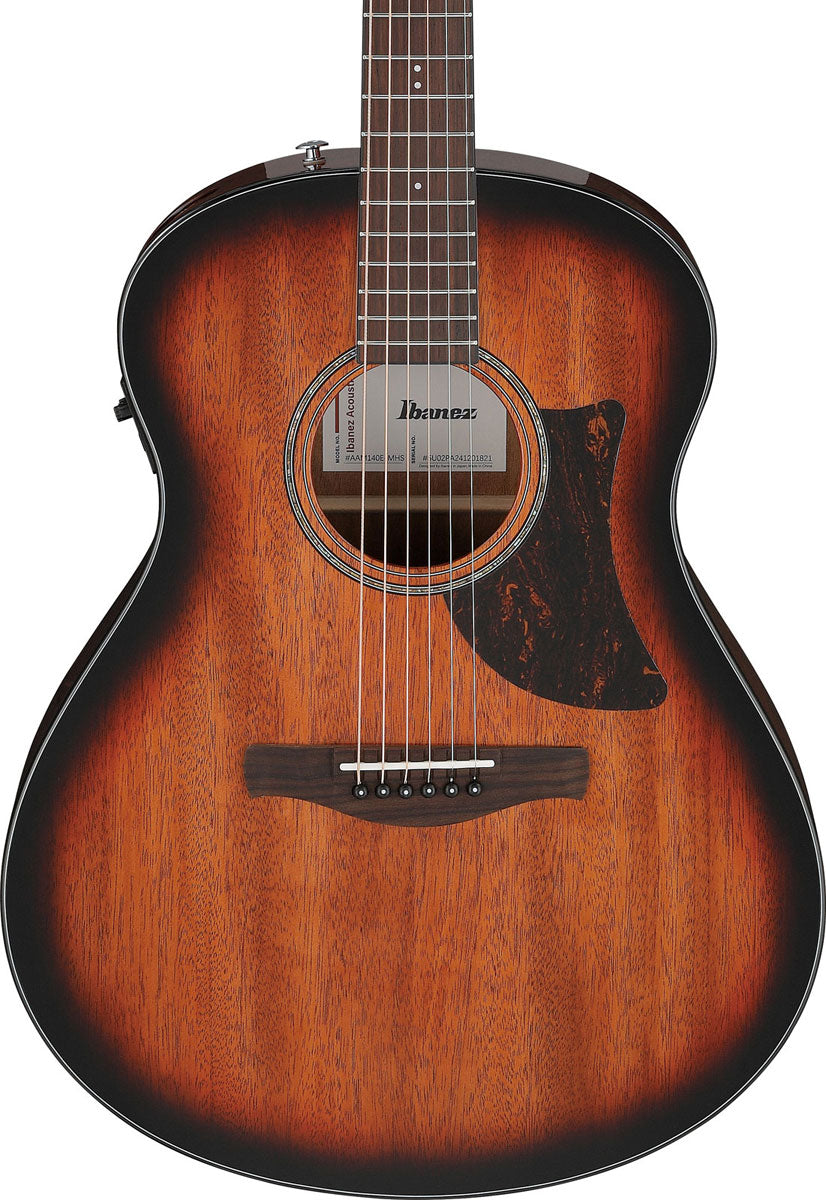 AAM140E-MHS Mahonieburst hoogglans