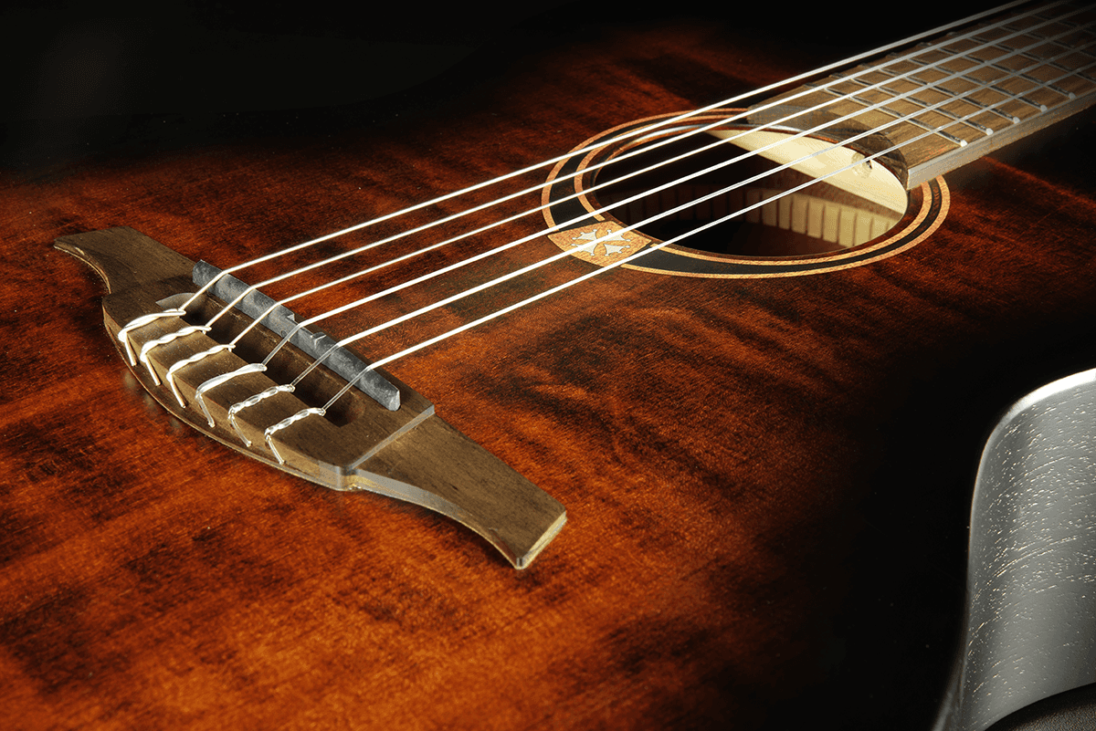 Tramontane TN70A-B&B Nylon Auditorium Zwart & Bruin
