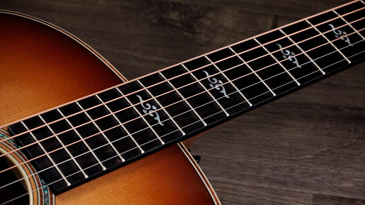 Gold Label K14e Hawaiiaans koa Sunburst Grand Auditorium