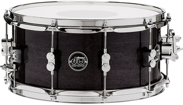 SNARE DRUM PERFORMANCE LACQUER EBONY STAIN